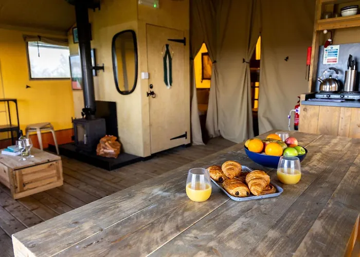 The Camp At The Wave